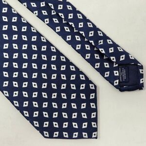 CHARLES TYRWHITT SILK TIE NAVY BLUE WHITE DIAMOND FOULARD 3.25" X 59"